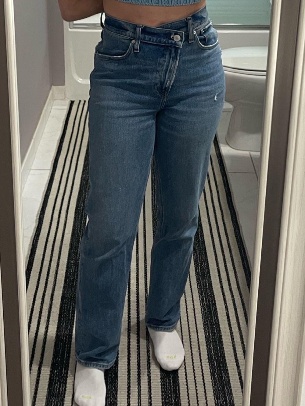 Abercrombie & Fitch Light Blue Ultra High-Rise '90s Straight Jeans (CURVE LOVE)